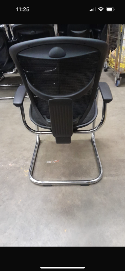 Black Mesh Meeting Chairs - Image 2