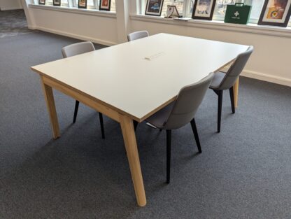 White Breakout/Meeting Table - Image 2